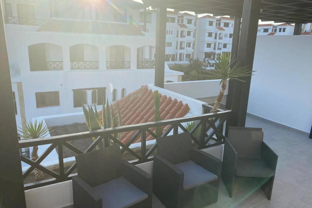 Appartement De 103M2 Dans Complexe Balneaire Lilac'S Garden Cabo Negro Eksteriør billede